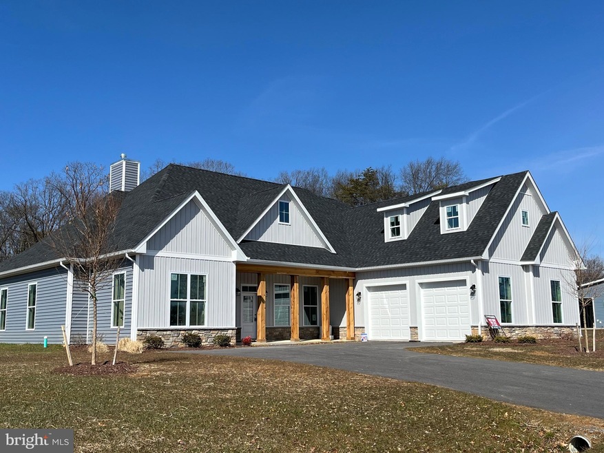 183 Glenaire Rd, Bunker Hill, WV 25413 - photo 1