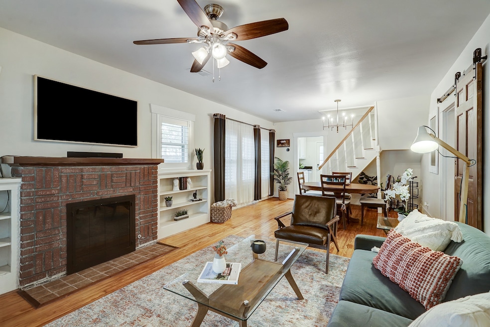 4002 Oak Ridge St, Houston, TX 77009 - photo 1