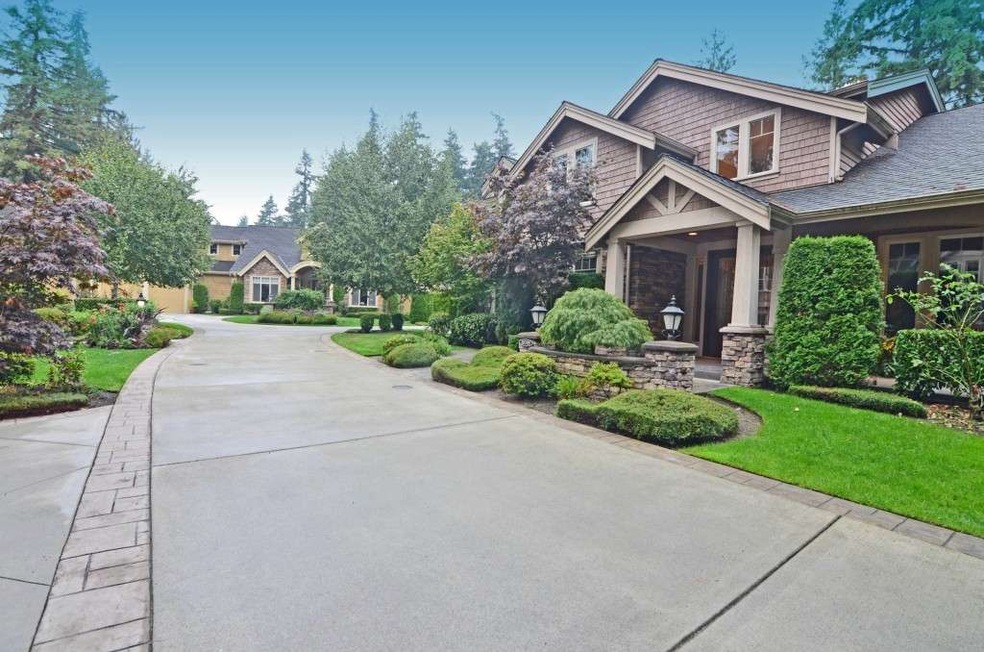 10705 226th St SW, Edmonds, WA 98020 - photo 1