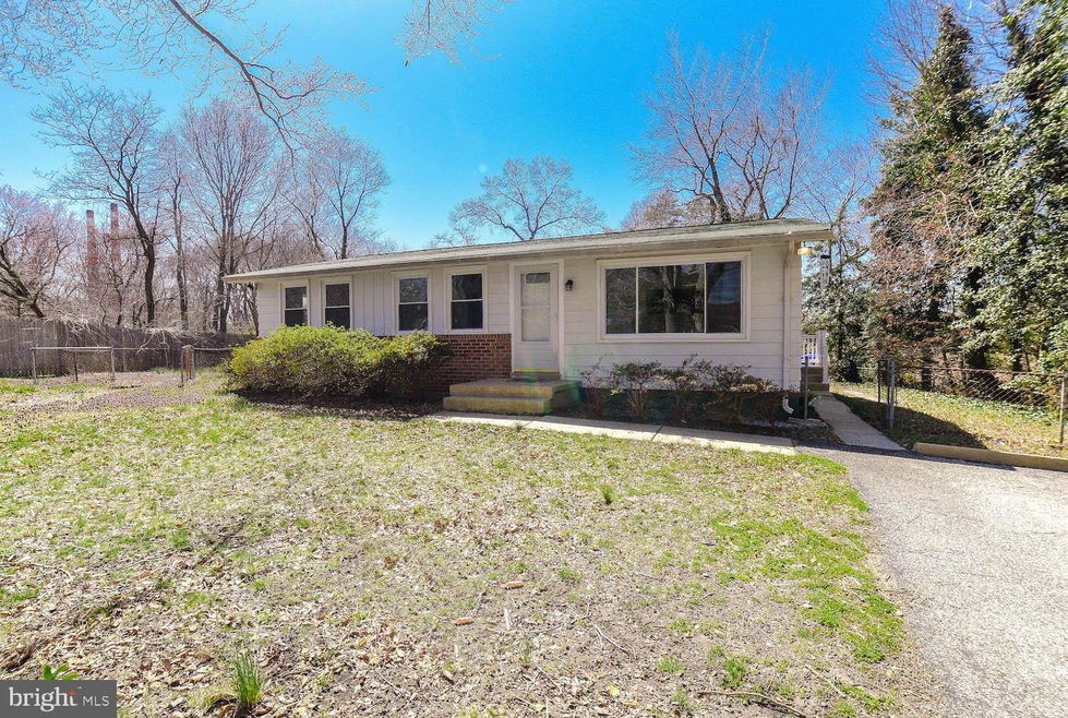 12427 Channelview Dr, Newburg, MD 20664 - photo 1