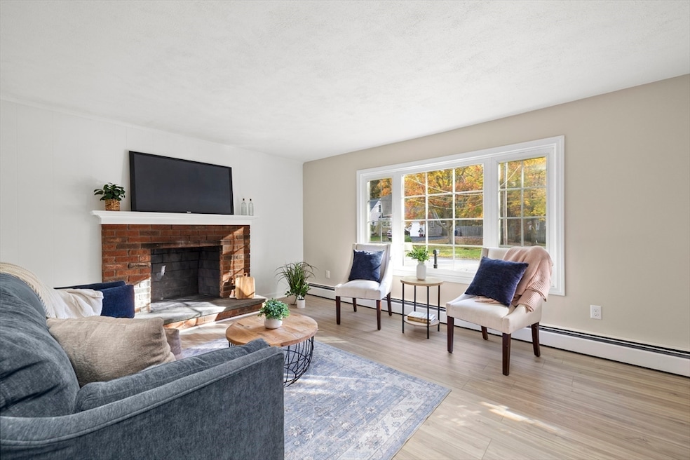 25 Pimental Dr, Seekonk, MA 02771 - photo 1