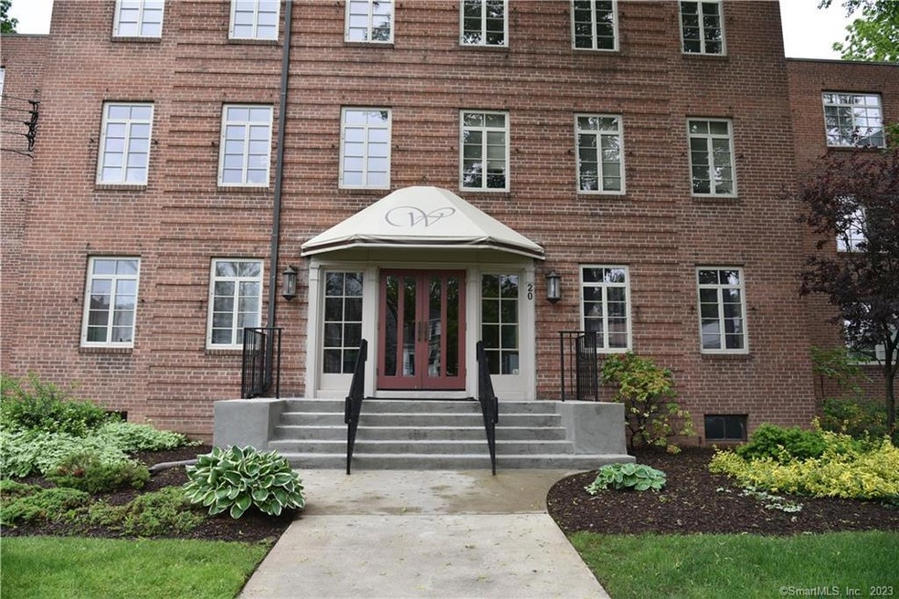 20 Outlook Ave unit B-202, West Hartford, CT 06119 - photo 1