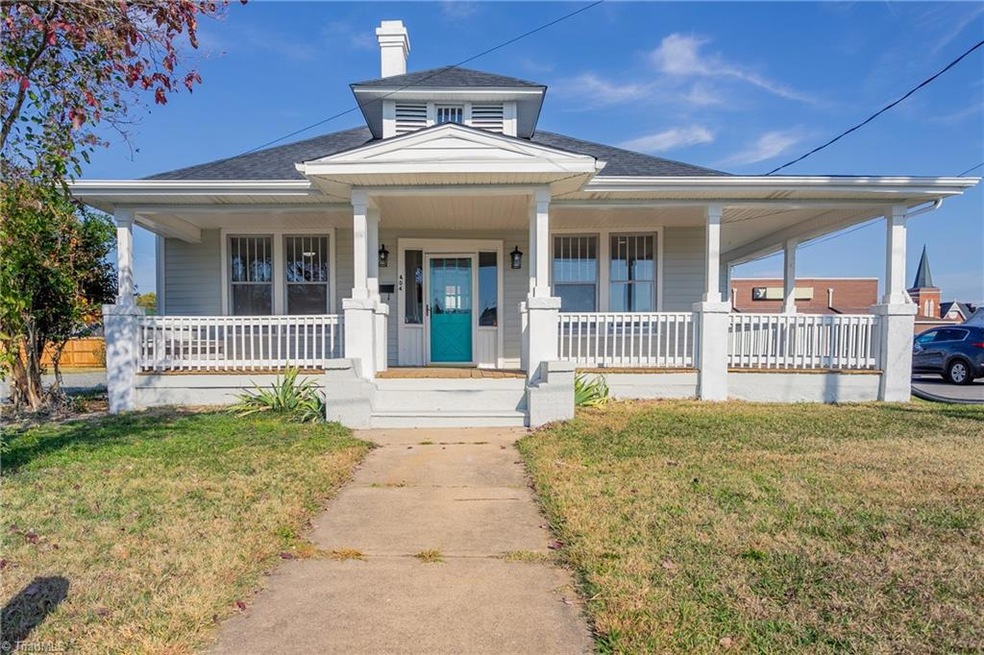 404 W Harrison St, Reidsville, NC 27320 - photo 1