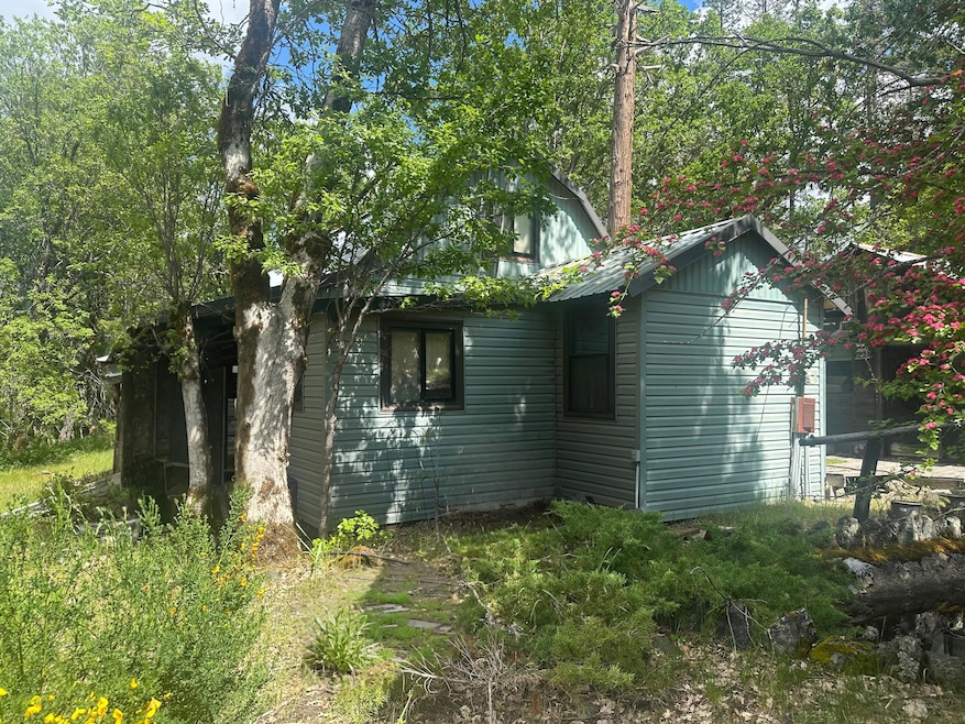 231 Tompkins
