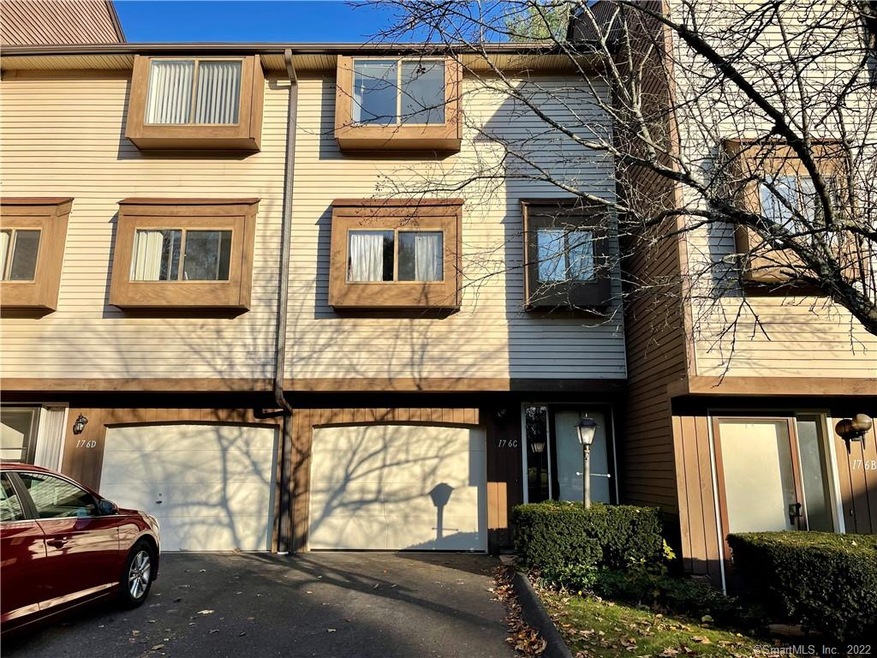 176 Oakland St unit C, Manchester, CT 06042 - photo 1