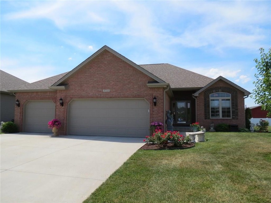 5735 Victory Dr, Columbus, IN 47203 - photo 1