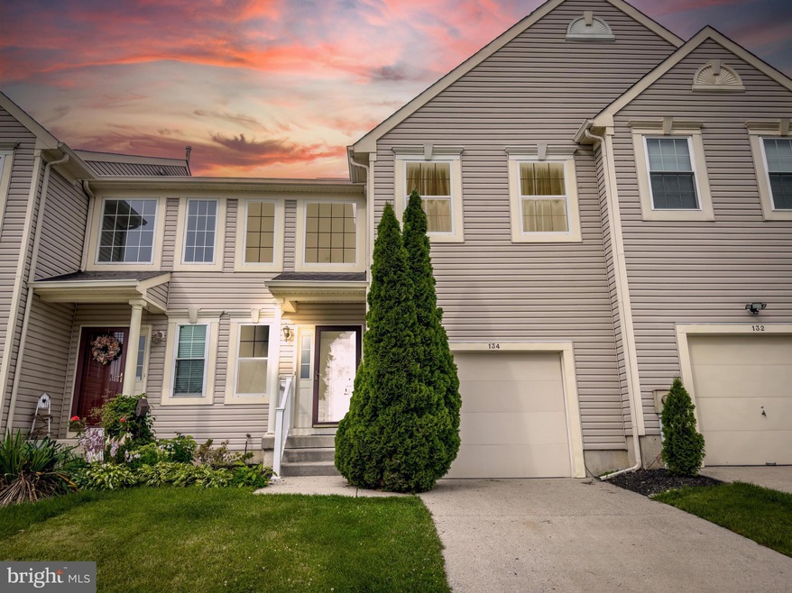 134 Dogwood Dr, Mullica Hill, NJ 08062 - photo 1