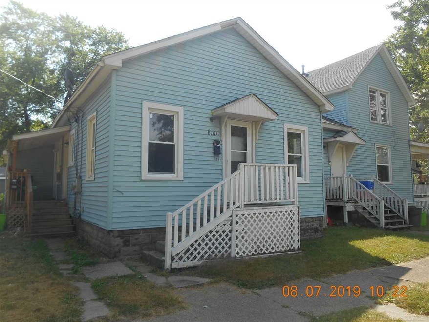 816 15th St unit A, Port Huron, MI 48060 - photo 1