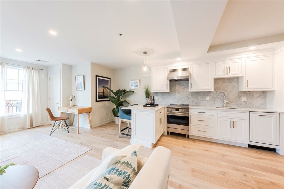 10 Barney St unit U106, Newport, RI 02840 - photo 1