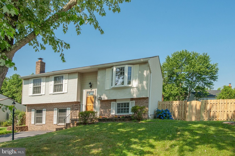 4408 Vantage Ct, Alexandria, VA 22306 - photo 1