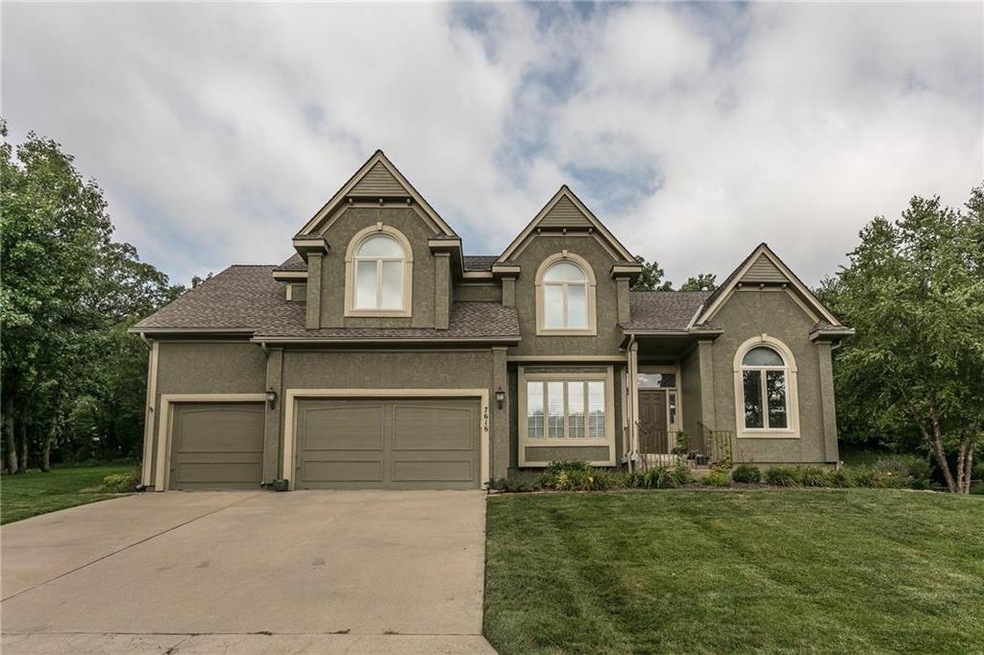 7616 Eicher Dr, Shawnee, KS 66217 - photo 1