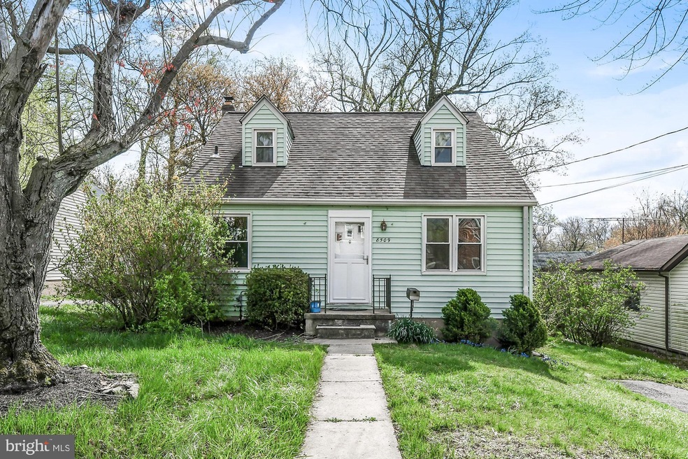 8509 Oakleigh Rd, Parkville, MD 21234 - photo 1