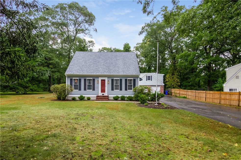 172 Forbes St unit 174, Riverside, RI 02915 - photo 1