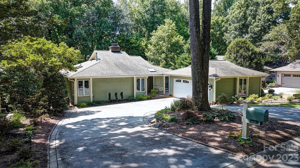 9 Sunrise Point Rd, Clover, SC 29710 - photo 1