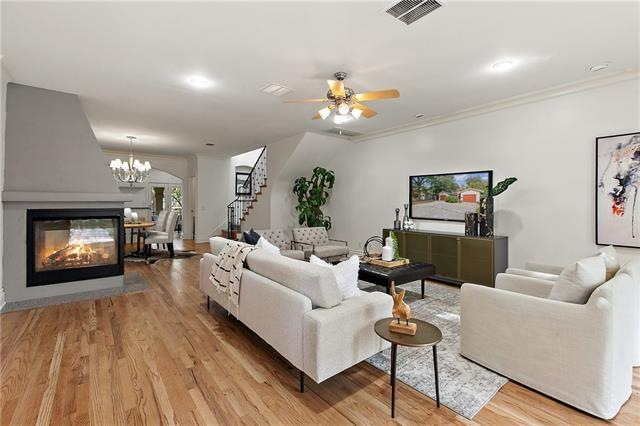 Gorgeous Hardwood Flooring Greets You in the Main 