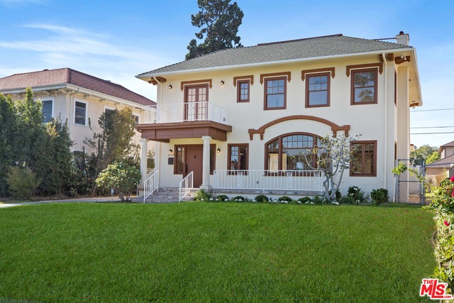 2109 Wellington Rd, Los Angeles, CA 90016 - photo 1