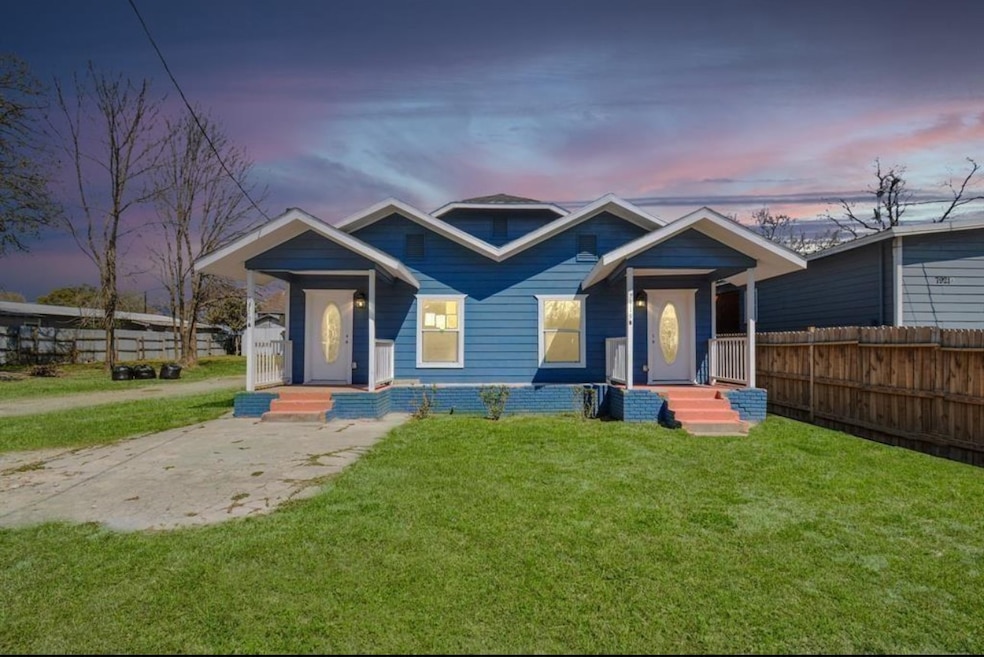 7919 Brays St unit B, Houston, TX 77012 - photo 1