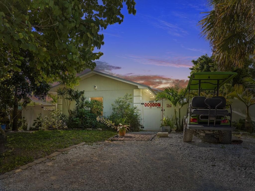 1435 17th Ct SW, Vero Beach, FL 32962 - photo 1