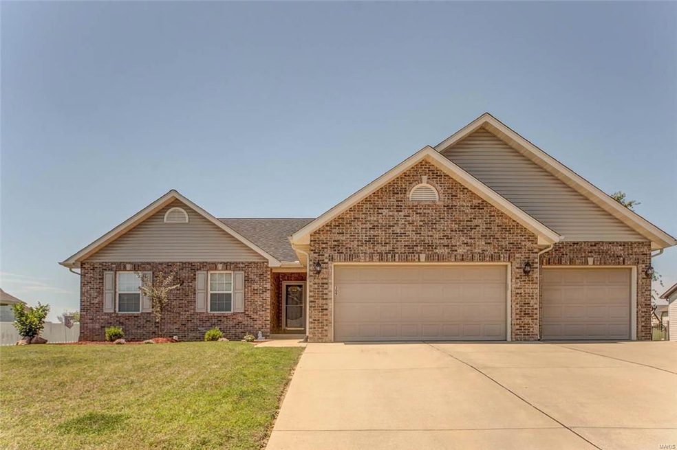 309 Glenrock Ln, Freeburg, IL 62243 - photo 1