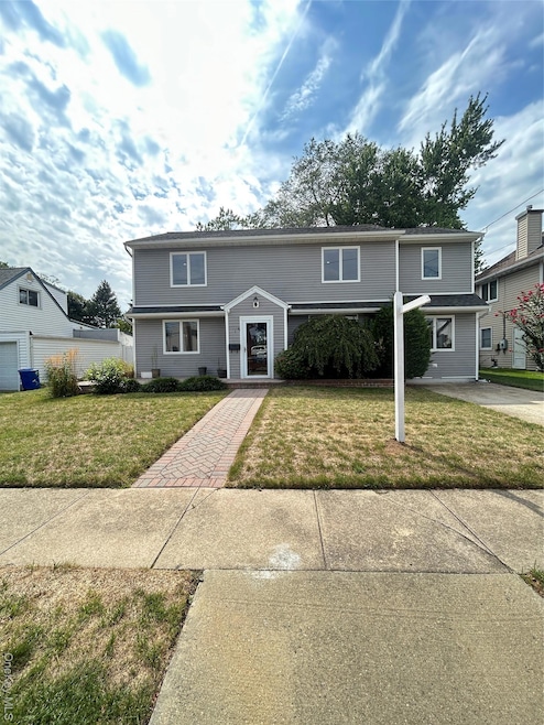 3068 Xavier Place, Oceanside, NY 11572 - photo 1