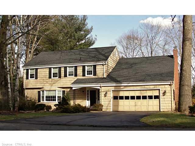 38 Lovelace Dr, West Hartford, CT 06117 - photo 1