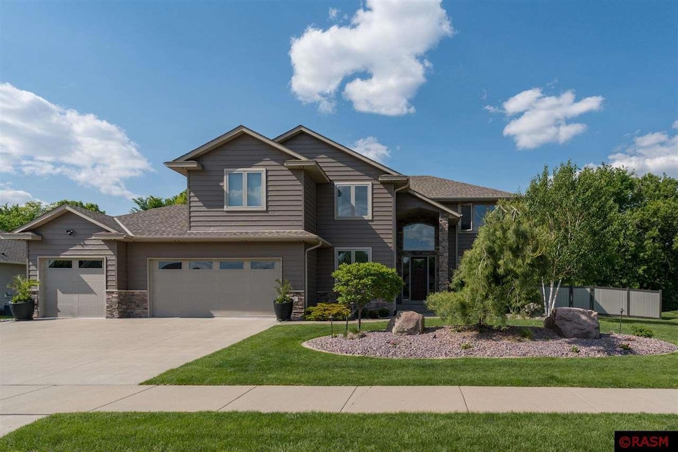 Sold $820,000 • Co-Listing Agent