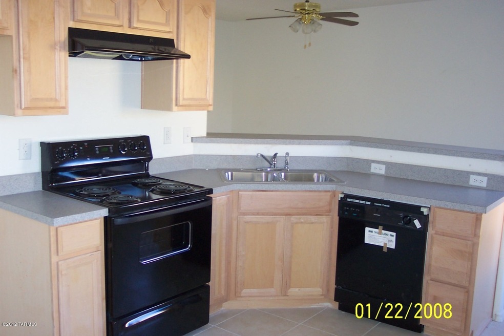 3022 N Geronimo Ave unit 10, Tucson, AZ 85705 - photo 1
