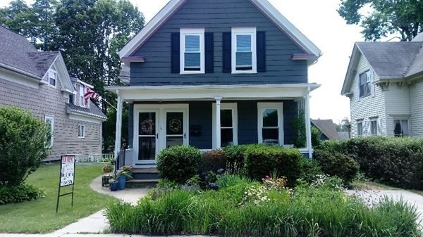 6 Emmons St unit 2, Franklin, MA 02038 - photo 1