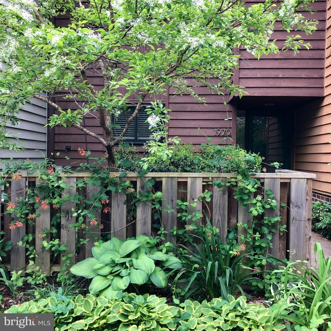 1970 Winterport Cluster, Reston, VA 20191 - photo 1