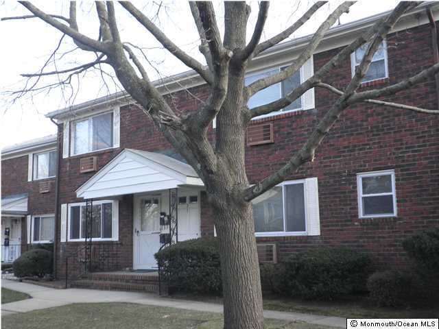 25 Juniper Ln unit A, Eatontown, NJ 07724 - photo 1