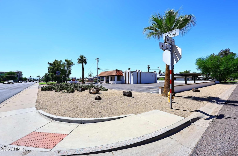 SW Corner of N. 16th St. & Oregon Ave.