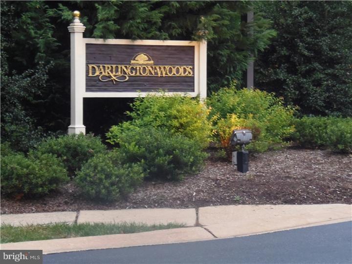 355 Radford Ct unit 355, Glen Mills, PA 19342 - photo 1