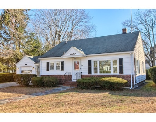 42 Chickering Rd, Lawrence, MA 01843 - photo 1