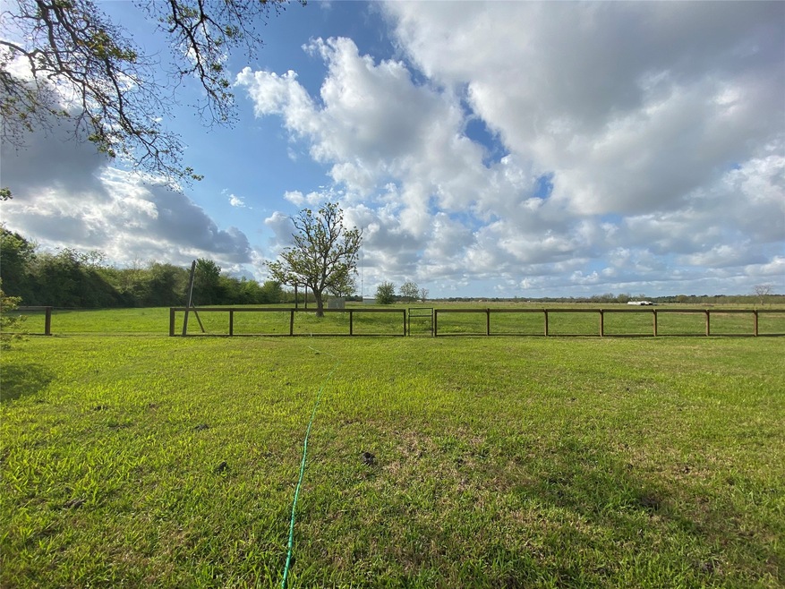 3574 County Road 531, Alvin, TX 77511 - photo 1