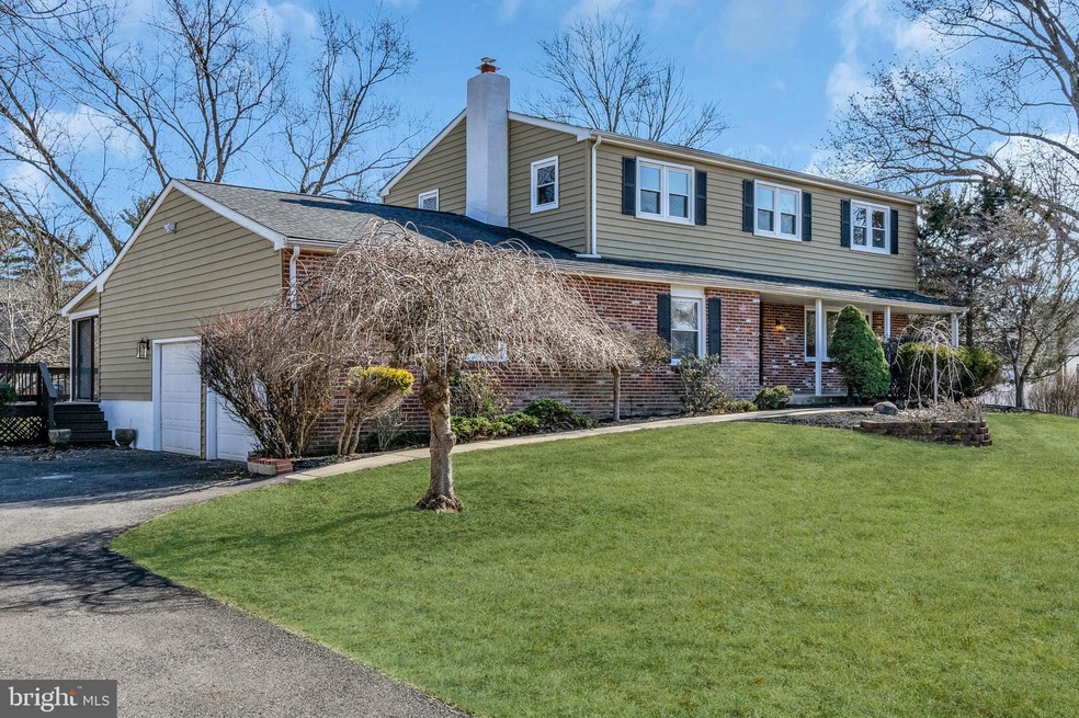 275 New Rd, Southampton, PA 18966 - photo 1