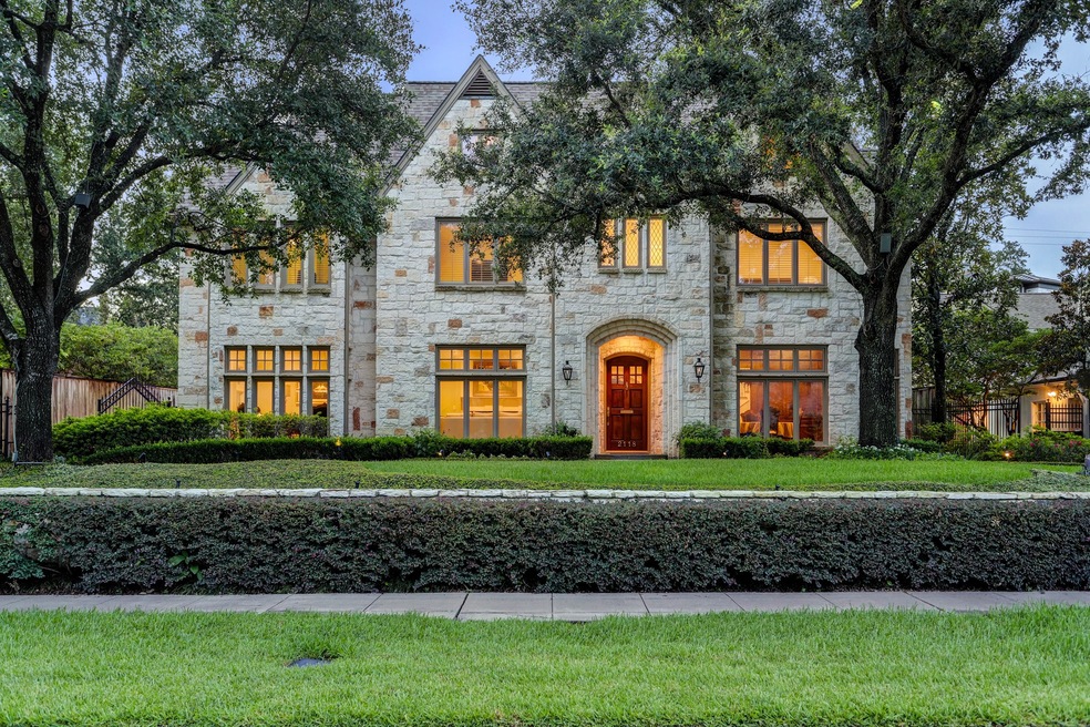 2118 Pine Valley Dr, Houston, TX 77019 - photo 1