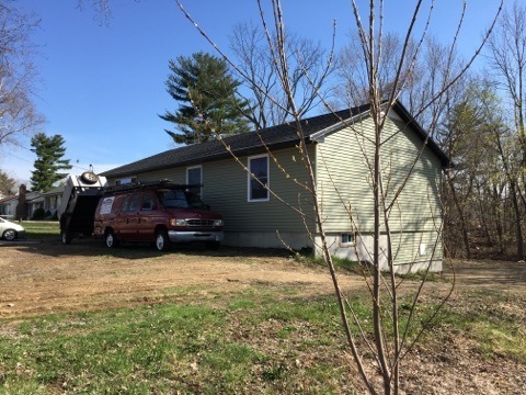 4 Claire St, Rochester, NH 03867 - photo 1