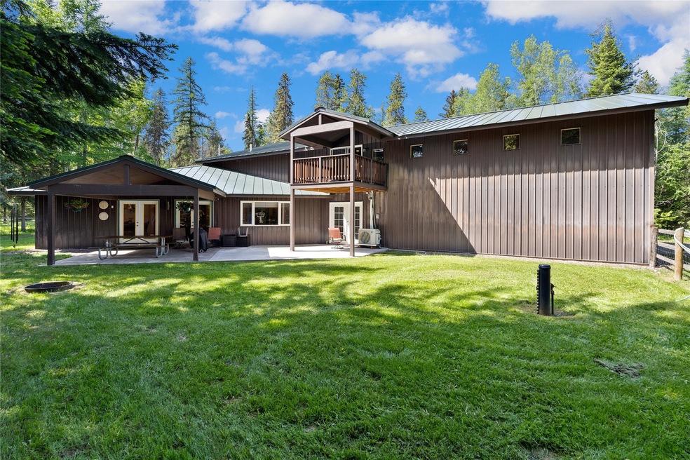 555 Ferndale Dr, Bigfork, MT 59911 - photo 1