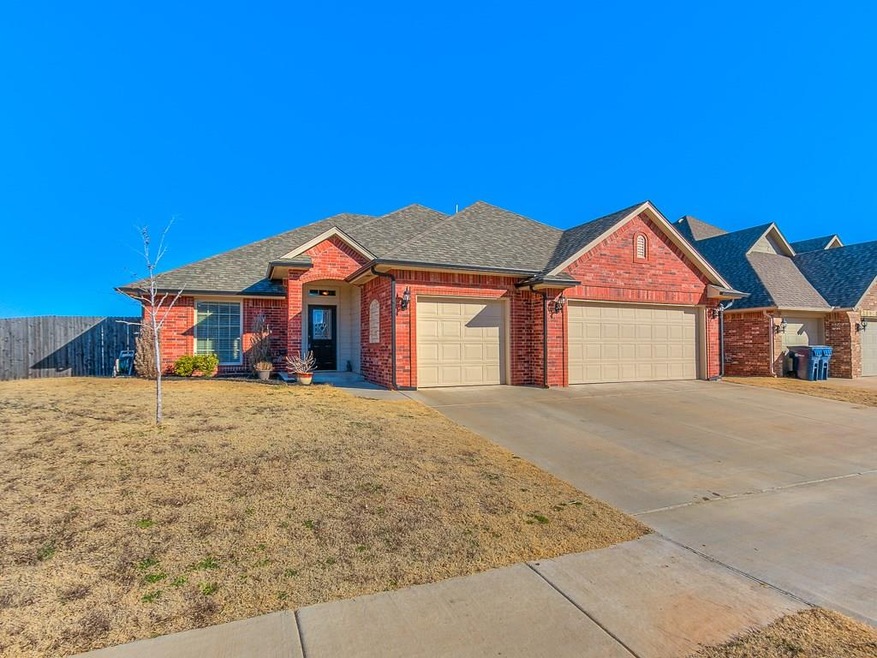 2433 NW 174th St, Edmond, OK 73012 - photo 1