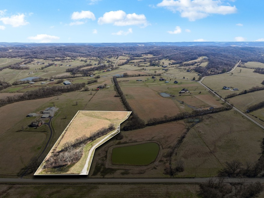 0 Polk unit RTC2794640, Columbia, TN 38401 - photo 1