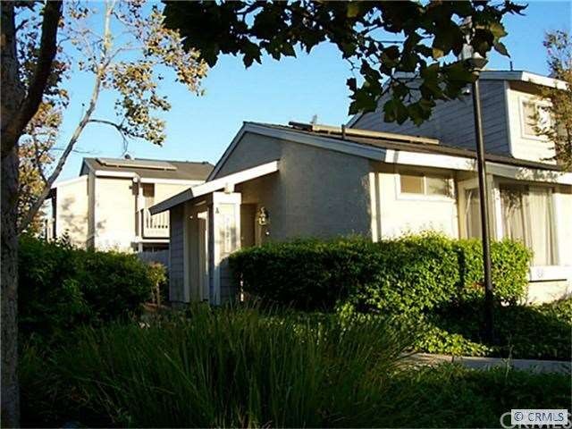 Welcome to 26236 Los Viveros, A