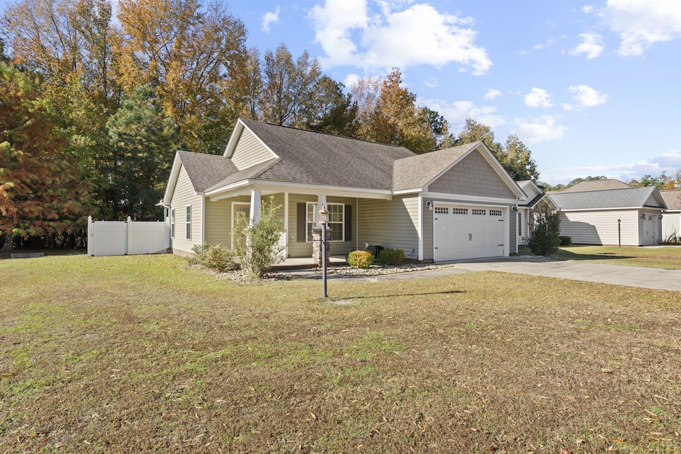 815 Slidingrock Ln, Sumter, SC 29150 - photo 1