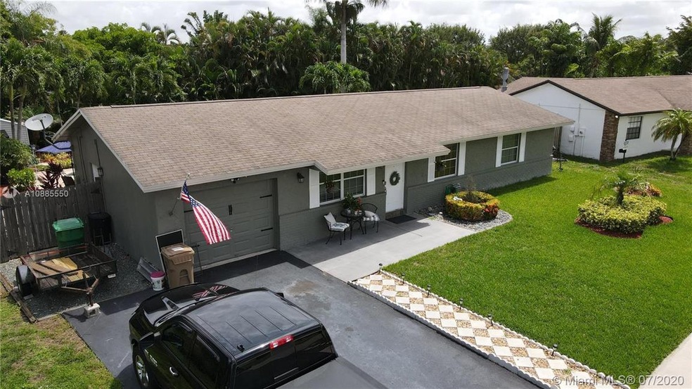 12821 SW 10th Ct, Davie, FL 33325 - photo 1