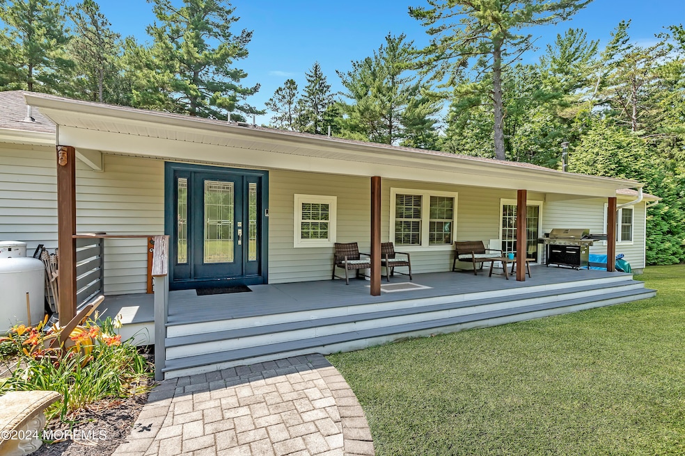 29 Pineoaka Rd, Jackson, NJ 08527 - photo 1