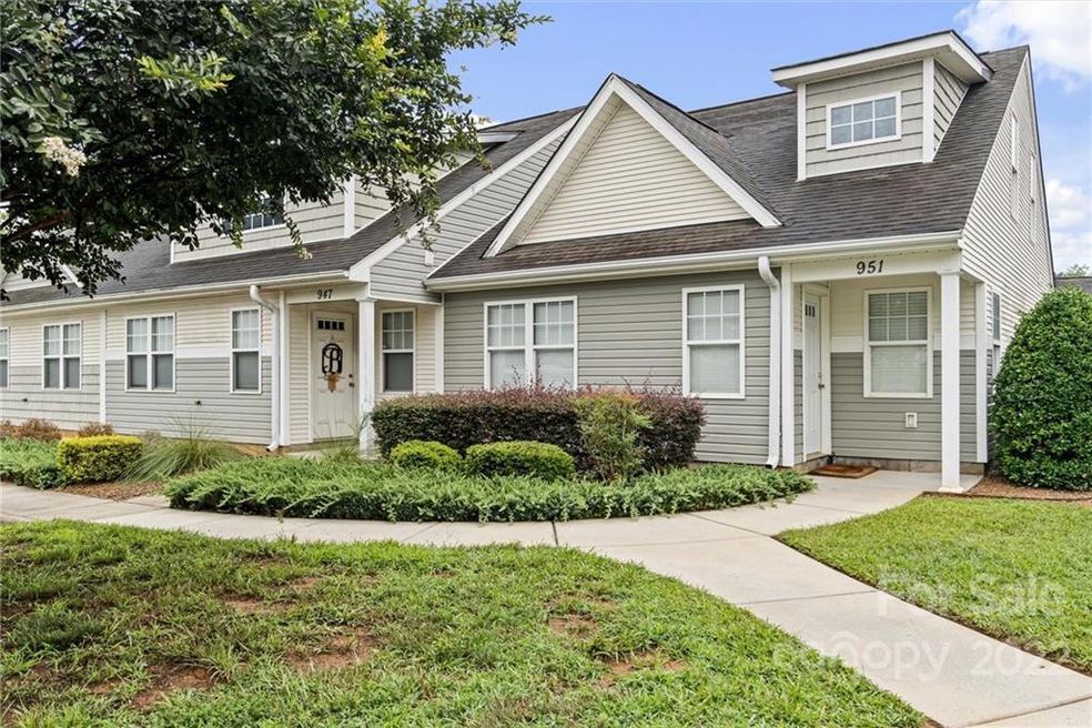 951 Barracuda Ave, Statesville, NC 28677 - photo 1