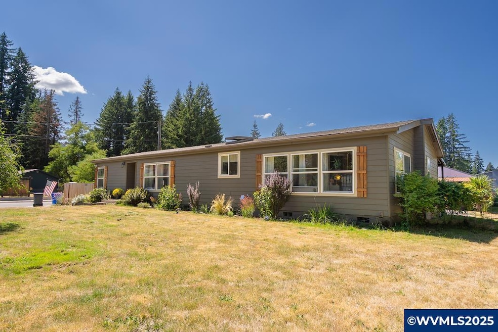 165 8th Place, Mill City, OR 97360 - photo 1