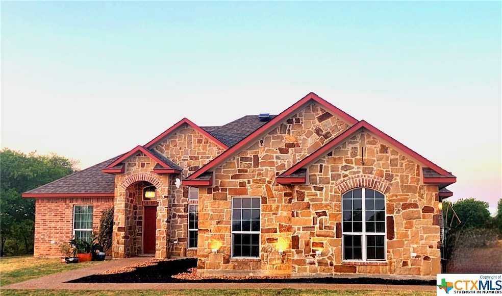 8572 Eddy Gatesville Pkwy, Moody, TX 76557 - photo 1