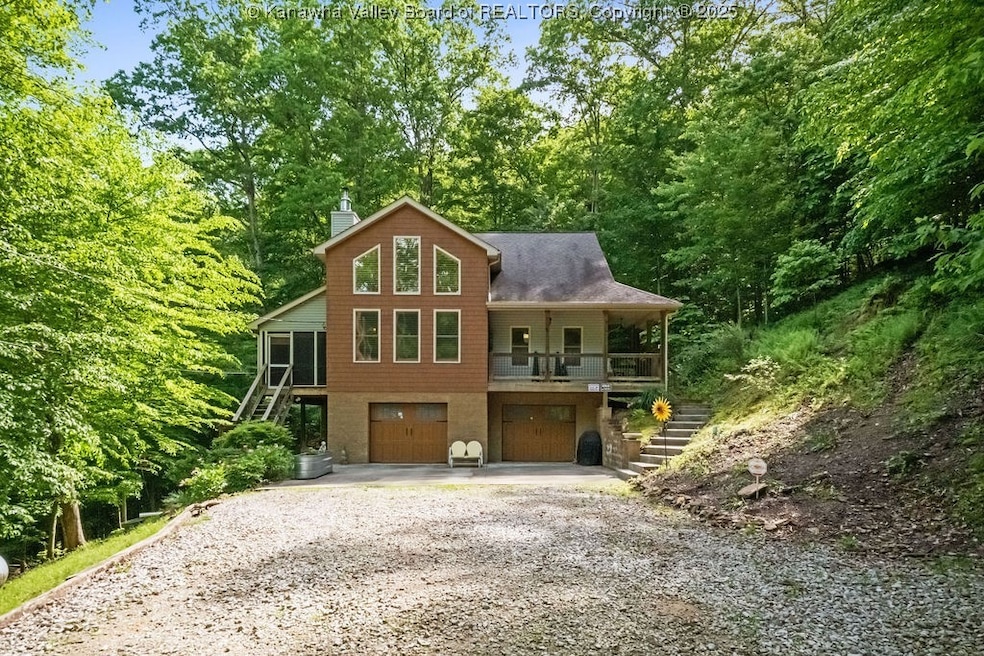 Gorgeous custom built home!