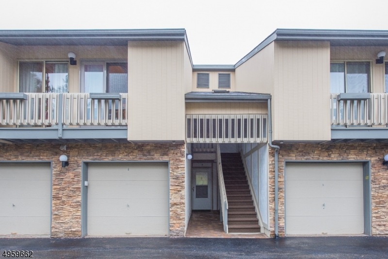 7 Colton Cir, West Orange, NJ 07052 - photo 1