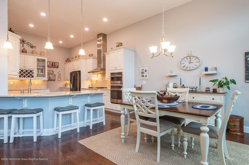 173rebeccaannct191kitchenbreakfastroomhi